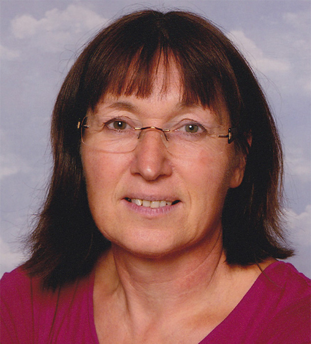 Porträt Lektorin Helga Schmalnauer